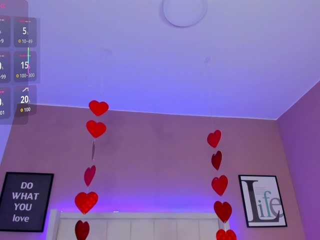 SarahYessica's BongaCams show and profile