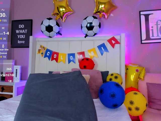 SarahYessica live cam on BongaCams