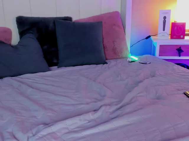 SarahYessica live cam on BongaCams
