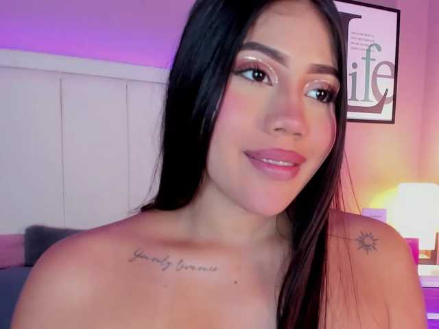 SarahYessica live cam on BongaCams