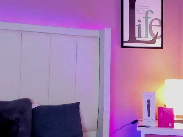 SarahYessica live cam on BongaCams