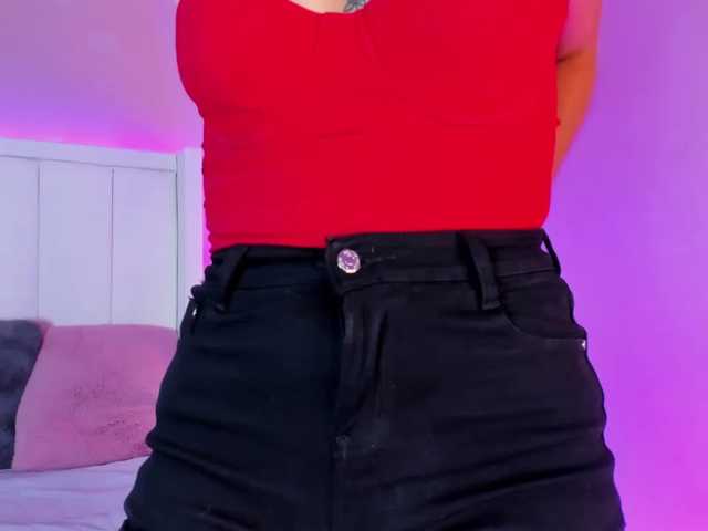 SarahYessica live cam on BongaCams