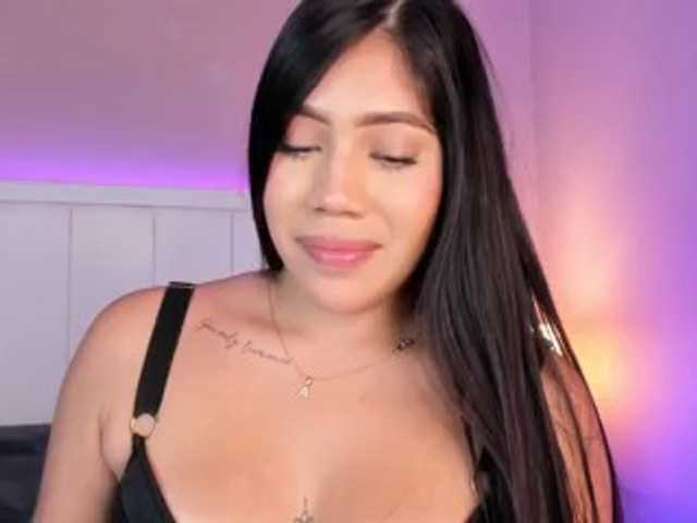 SarahYessica live cam on BongaCams