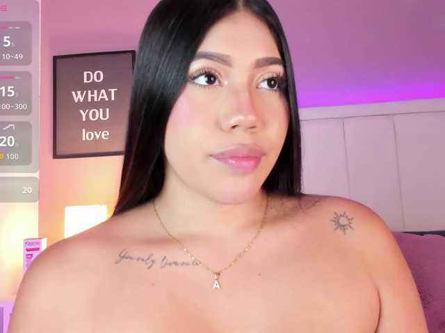SarahYessica live cam on BongaCams