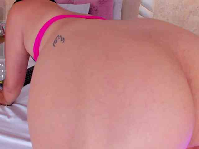 SarahYessica webcam