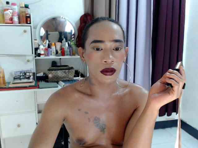 transeugenemaniac Sex Cam Show