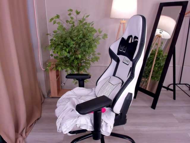 Jane-Broks live webcam show