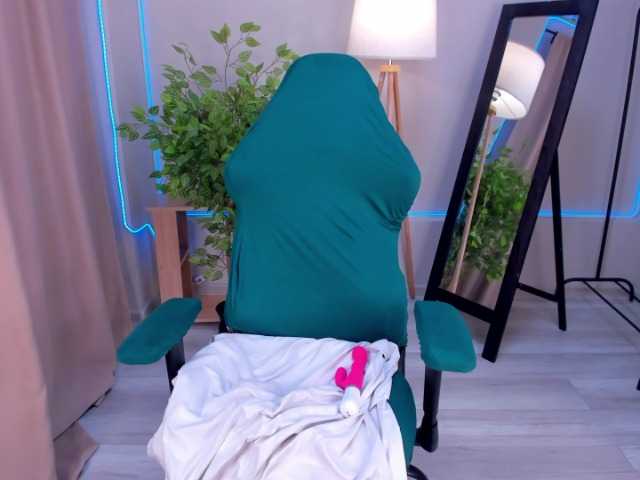 Jane-Broks live webcam show