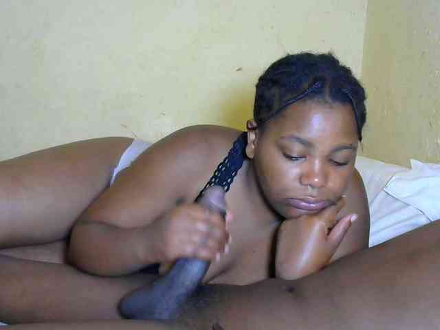 Nuru_sweet webcam