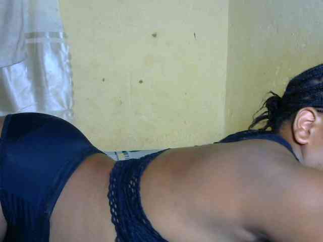 Nuru_sweet webcam