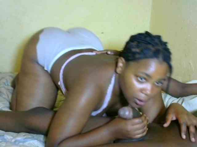 Nuru_sweet webcam
