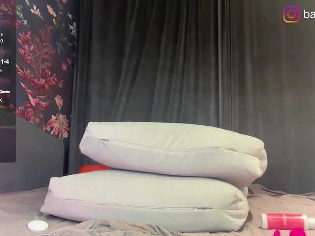 fluffiebaby live webcam show