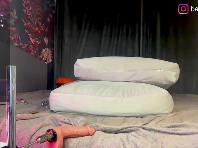 fluffiebaby live webcam show