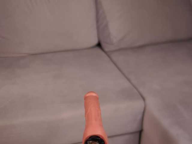fluffiebaby live cam on BongaCams