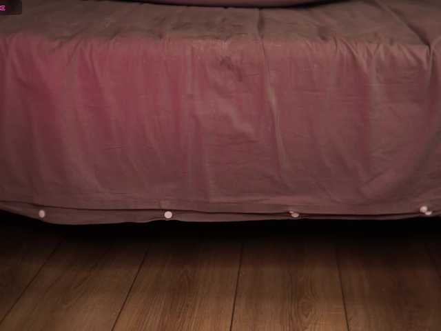 fluffiebaby live cam on BongaCams