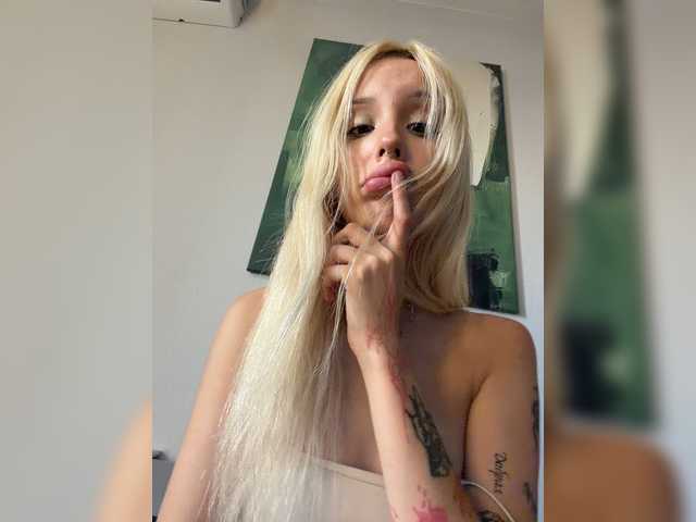 fluffiebaby live webcam show