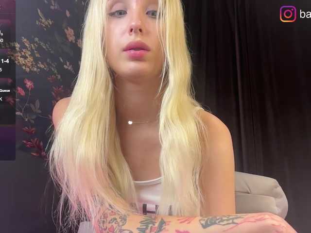 fluffiebaby live webcam show