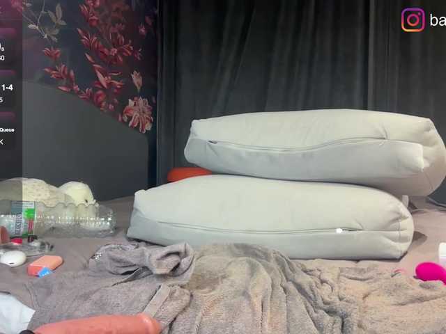 fluffiebaby live webcam show