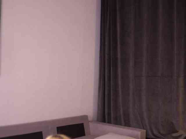 fluffiebaby webcam