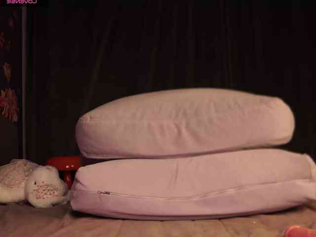 fluffiebaby Live Webcam on BongaCams