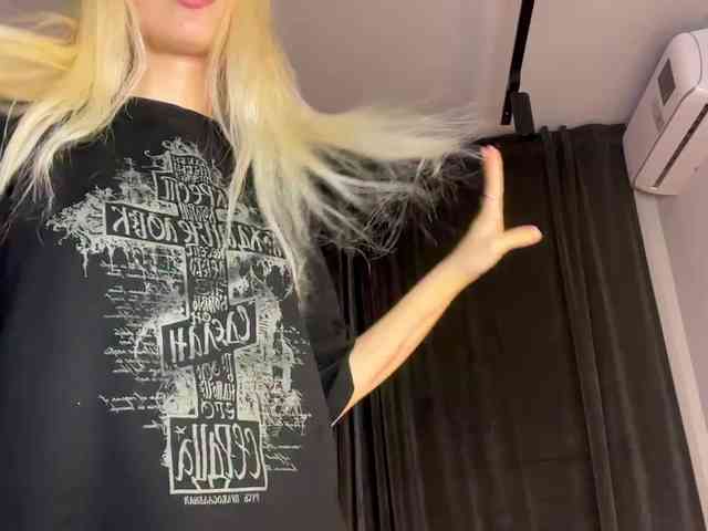 fluffiebaby webcam
