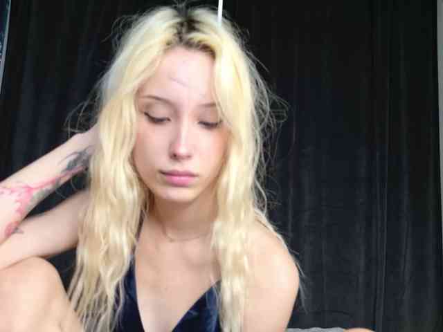 fluffiebaby webcam