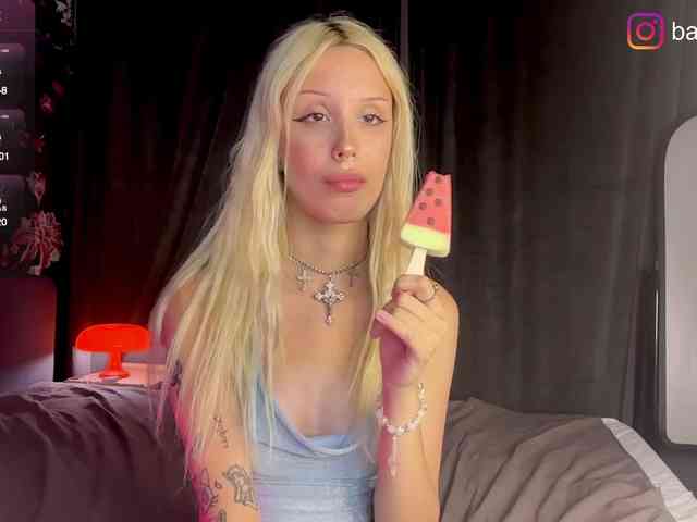 fluffiebaby webcam