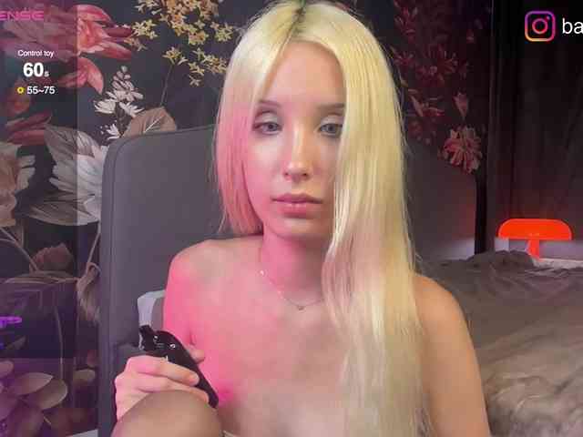 fluffiebaby webcam