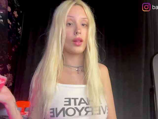 fluffiebaby webcam
