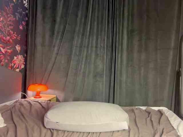 fluffiebaby webcam