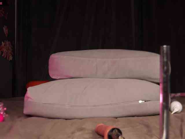 fluffiebaby webcam