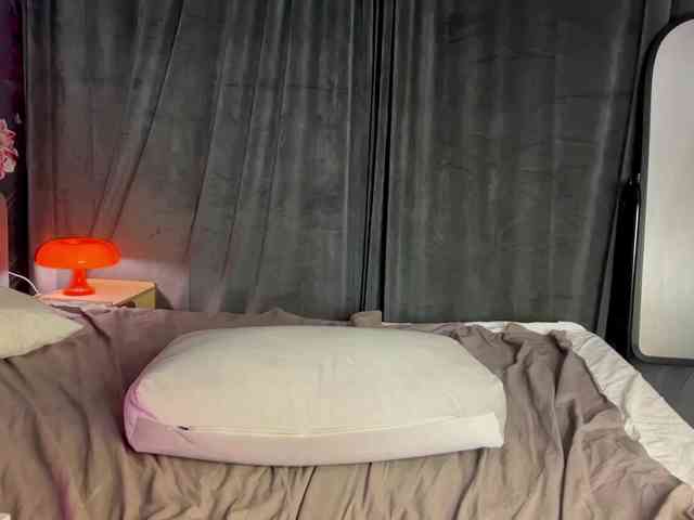 fluffiebaby webcam