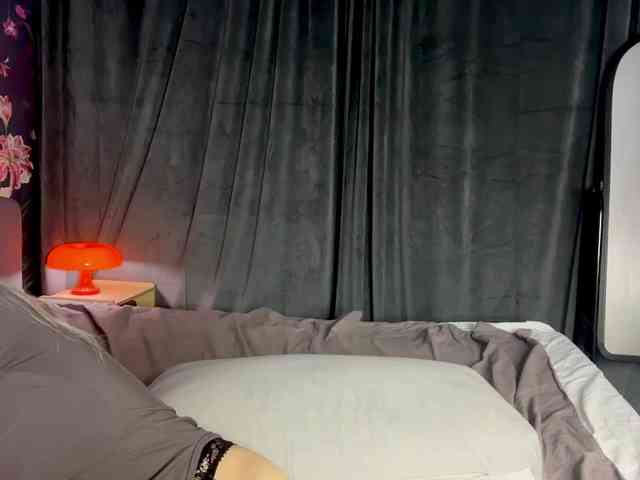 fluffiebaby webcam