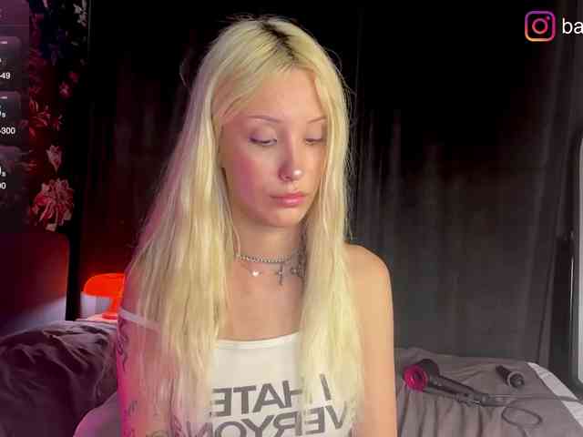 fluffiebaby webcam