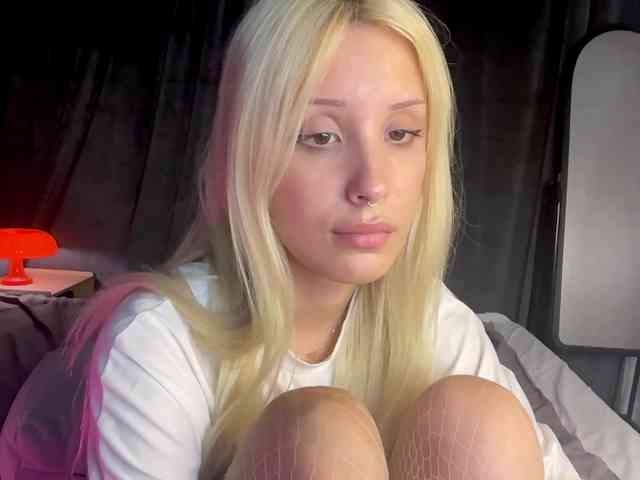 fluffiebaby webcam