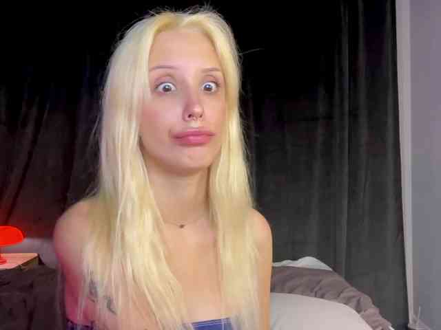 fluffiebaby webcam