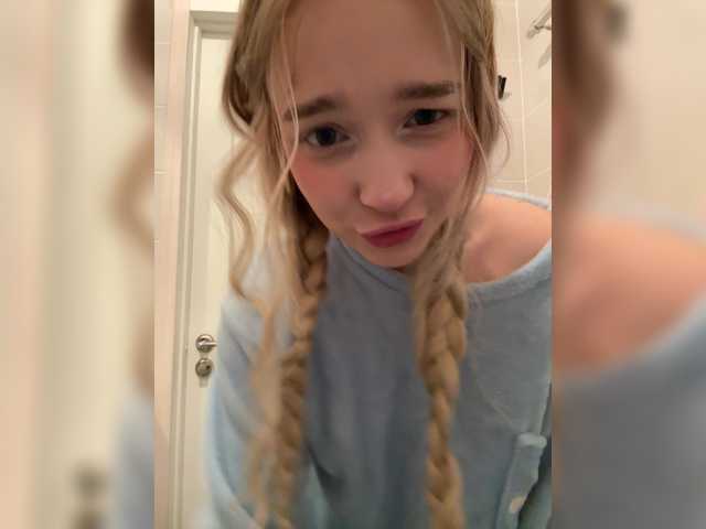 go to chat with MimiMila