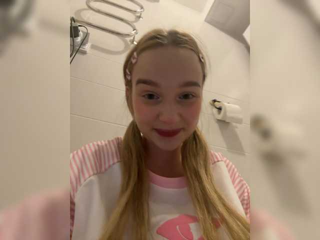 go to chat with MimiMila