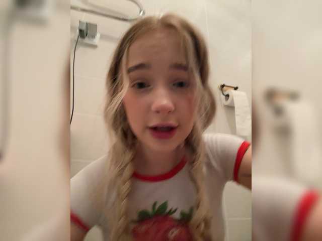 MeowMia live cam and statistics on UnifiedCams