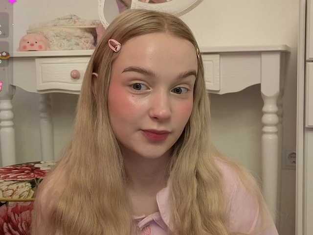 MeowMia live cam on BongaCams