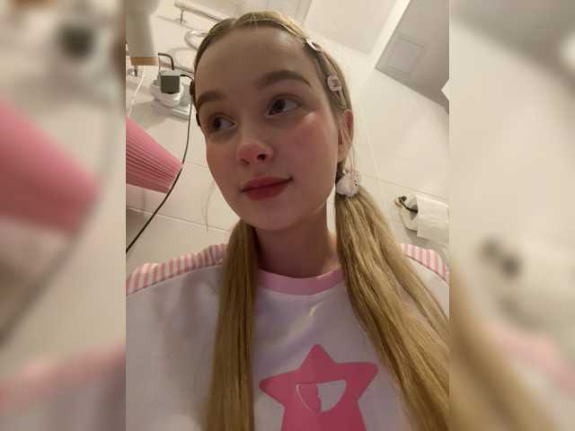 go to chat with MimiMila