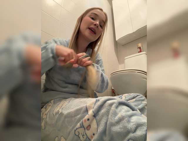 go to chat with MimiMila