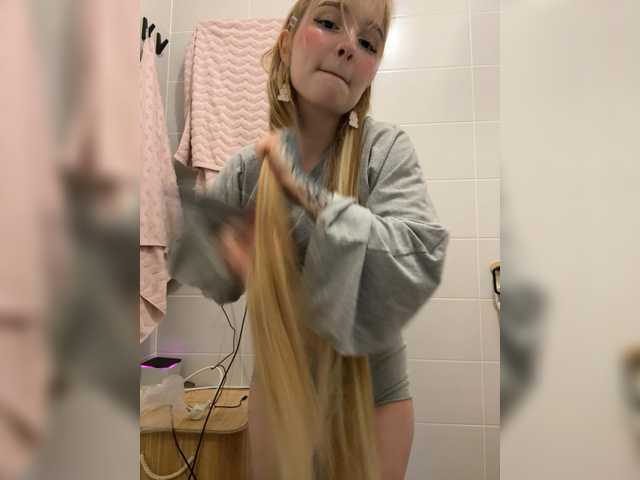 meowmia live sex show