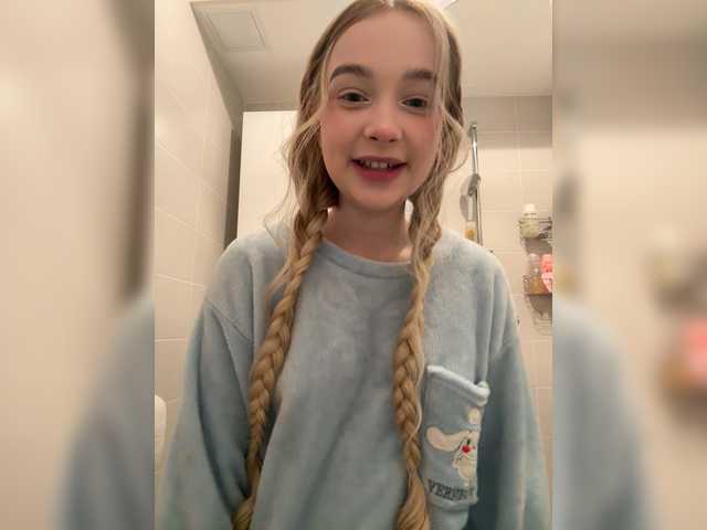 go to chat with MimiMila