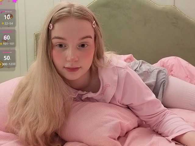 MeowMia live cam on BongaCams