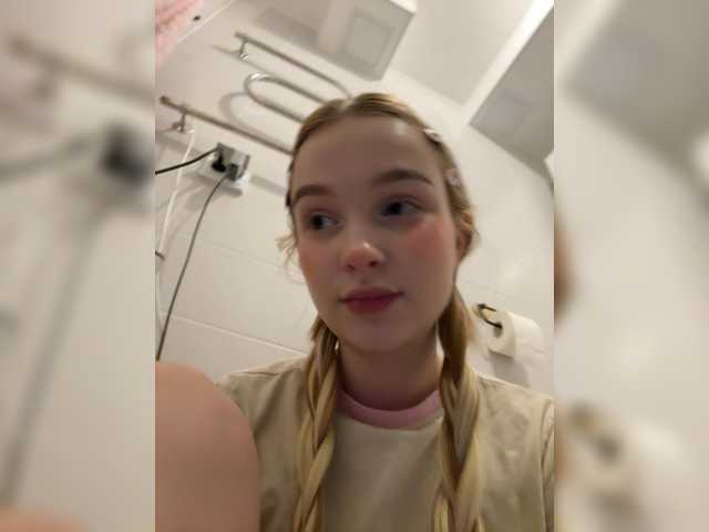 MeowMia live cam on BongaCams