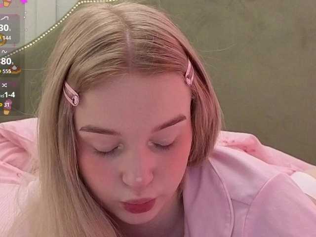 MeowMia live cam on BongaCams