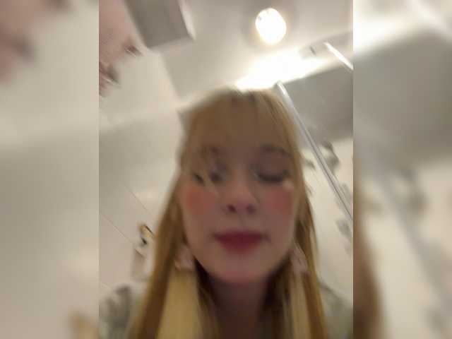 MeowMia live cam on BongaCams