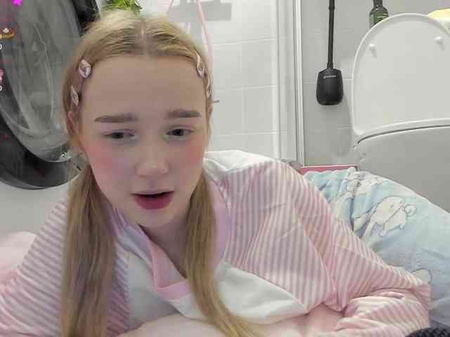 MimiMila webcam