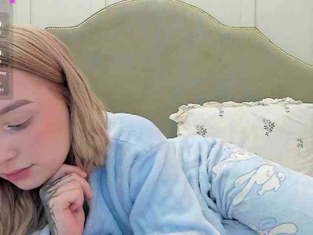 MimiMila webcam